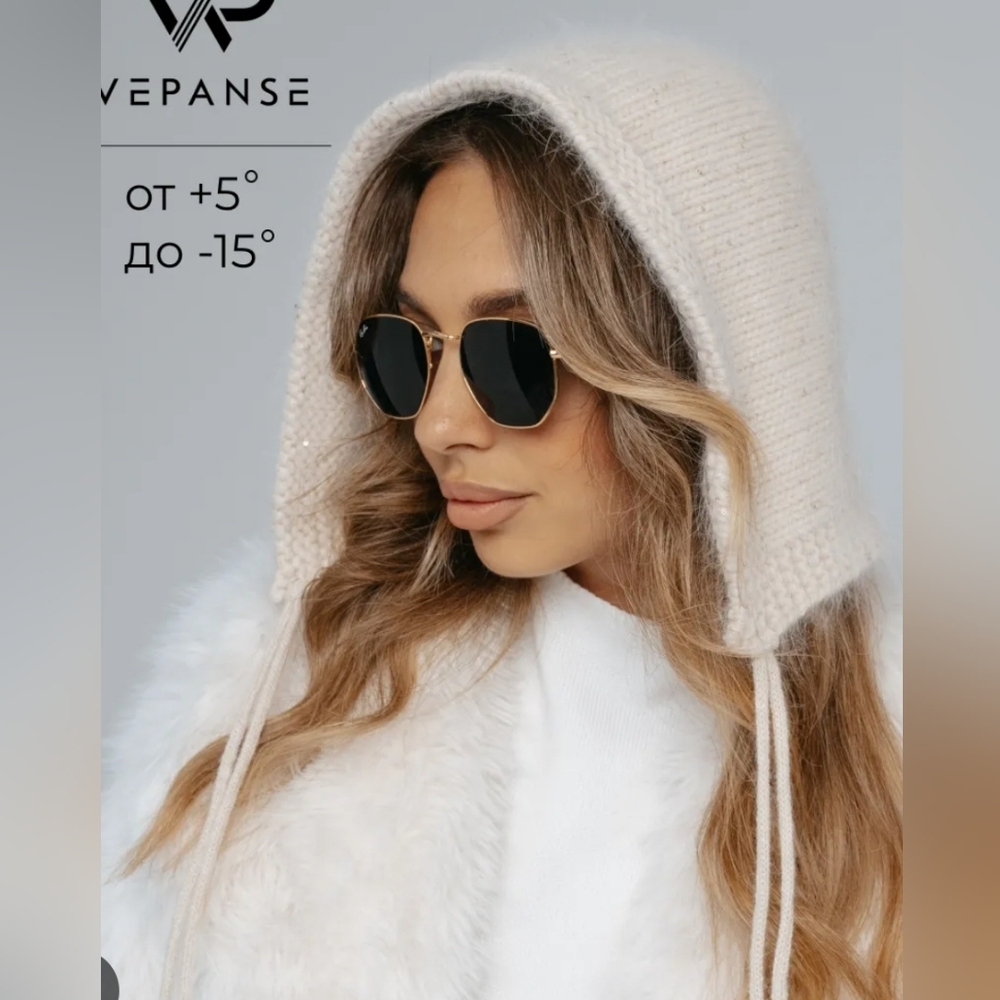 Elegant Cream Knit Hood by [Brand]
